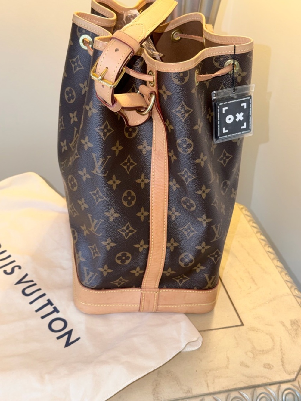 Louis Vuitton Monogram Noé Bucket Bag in Brown and Tan - Picture 3 of 8